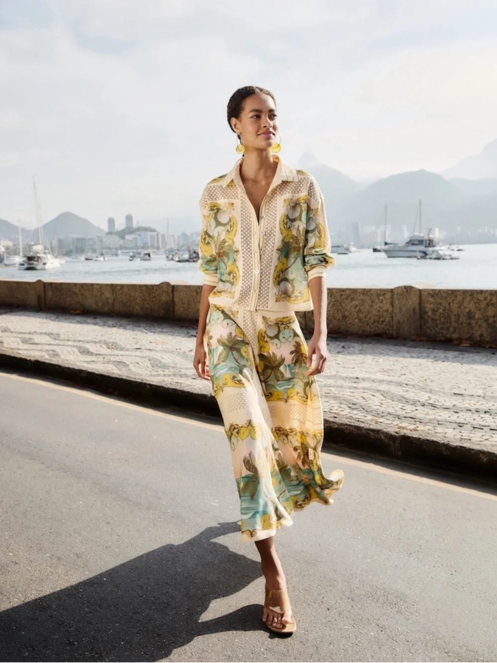 FARM Rio Sand Royal Sea Crochet Midi Skirt Size Medium NWT - Picture 2 of 15
